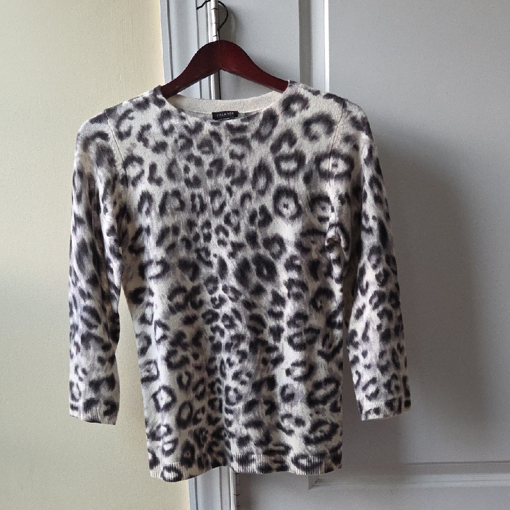 Talbots pure cashmere snow leopard print sweater size S